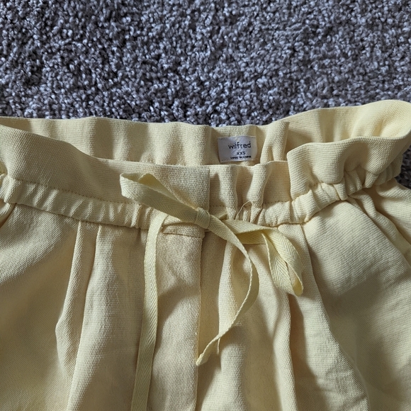 Wilfred Yellow Lucienne Short - Picture 8 of 10